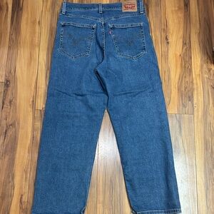 Levi's High-Rise Straight Leg Jeans in Dark Blue Denim